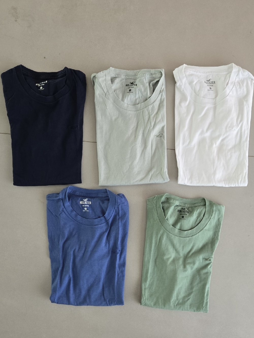 Bundle! 5 Hollister Men’s Classic  Crew Tee Size XS